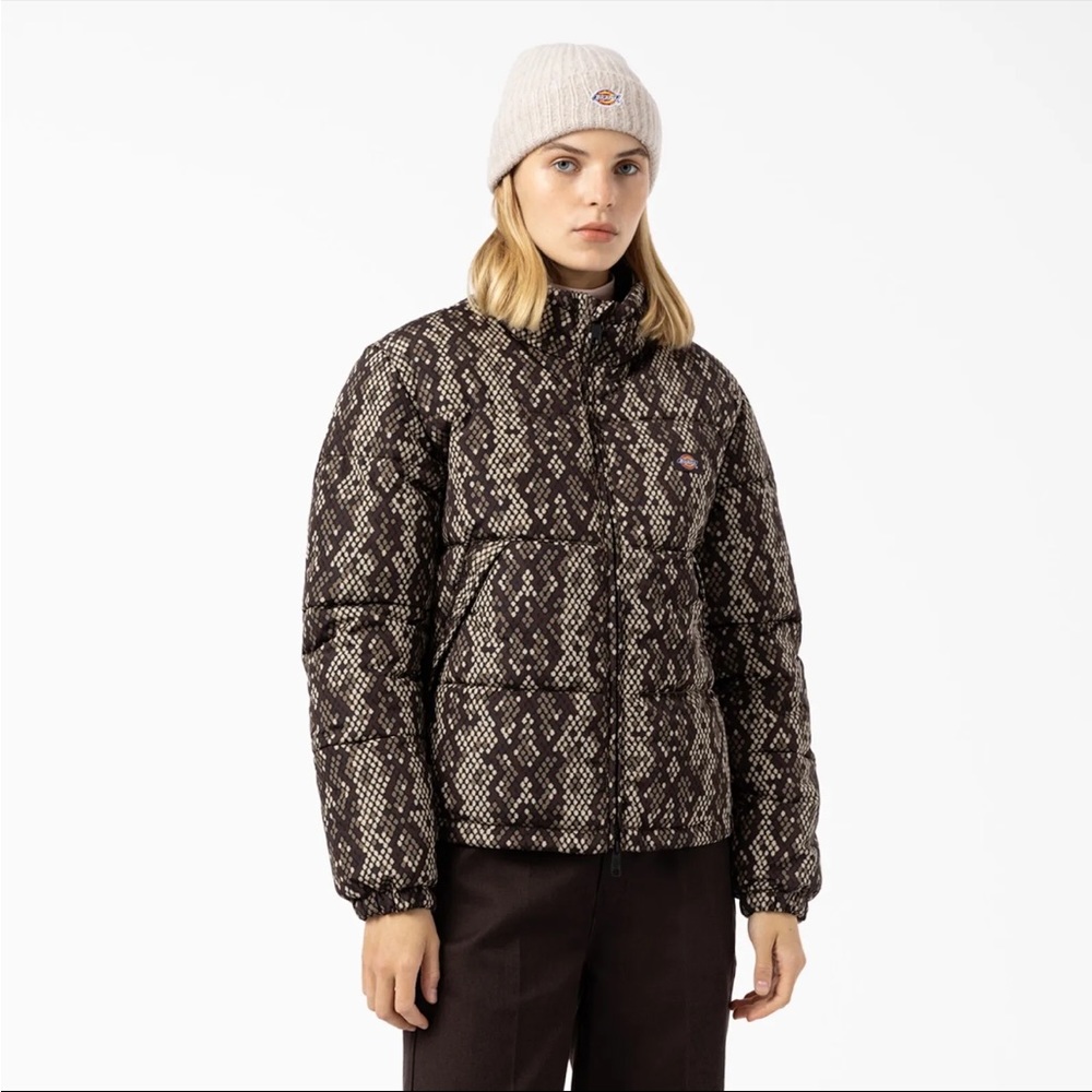 Dickies Camden Puffer snakeprint jacket